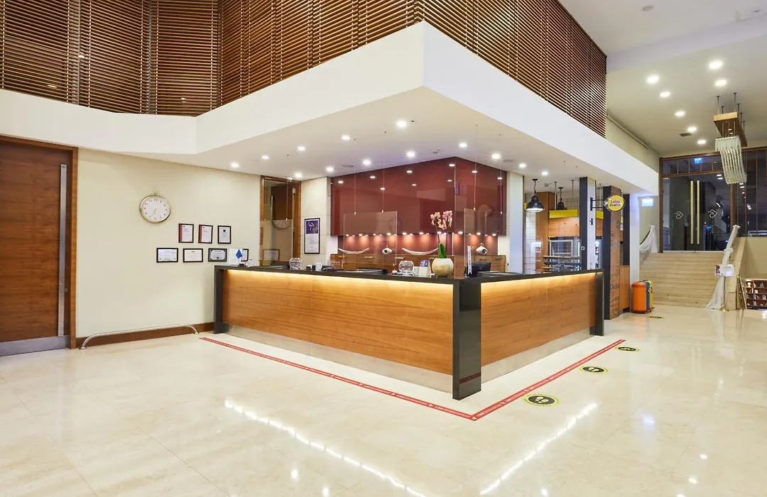 Dedeman Istanbul-1
